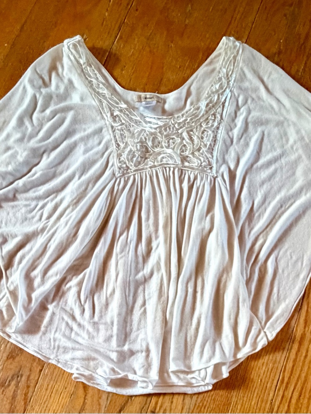 Lulumari White Embroidered Yoke Scoop-Neck Tunic